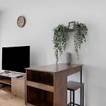 Global - Ay Homes Apartamento