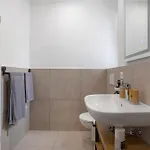 Global - Ay Homes Apartamento