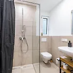 Global - Ay Homes Apartamento