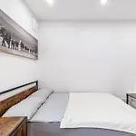 Apartmán Global - Ay Homes *