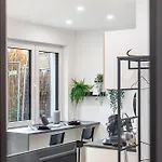 Apartmán Global - Ay Homes *