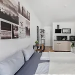 Global - Ay Homes Augsburg