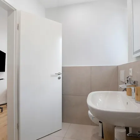 Global - Ay Homes Augsburg
